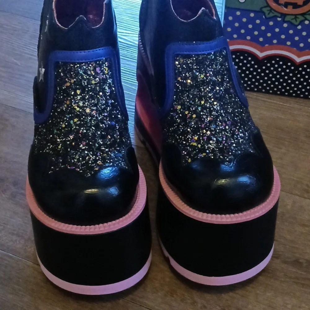 Irregular Choice Hello Kitty Cavern Platform Boots Size 39/8.5 - Picture 7 of 16